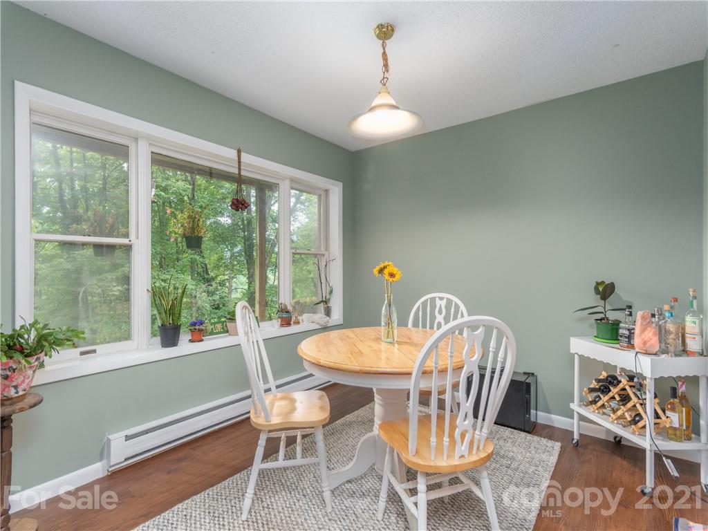 62 Lenoir Circle Waynesville NC 28786