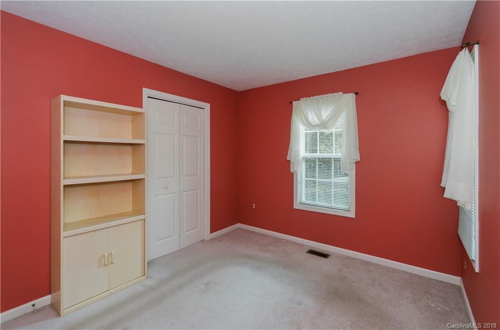 54 St Andrews Drive Etowah NC 28729