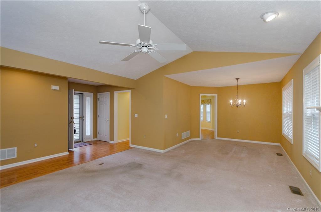 54 St Andrews Drive Etowah NC 28729