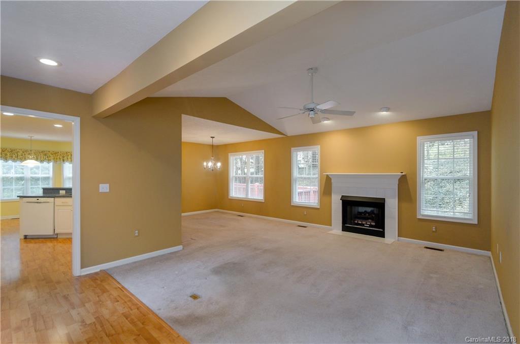 54 St Andrews Drive Etowah NC 28729