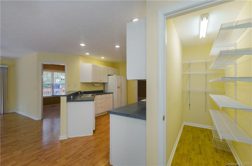 54 St Andrews Drive Etowah NC 28729