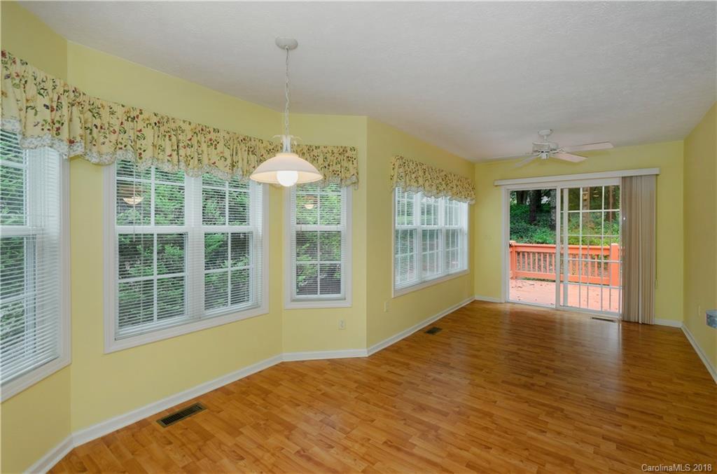 54 St Andrews Drive Etowah NC 28729