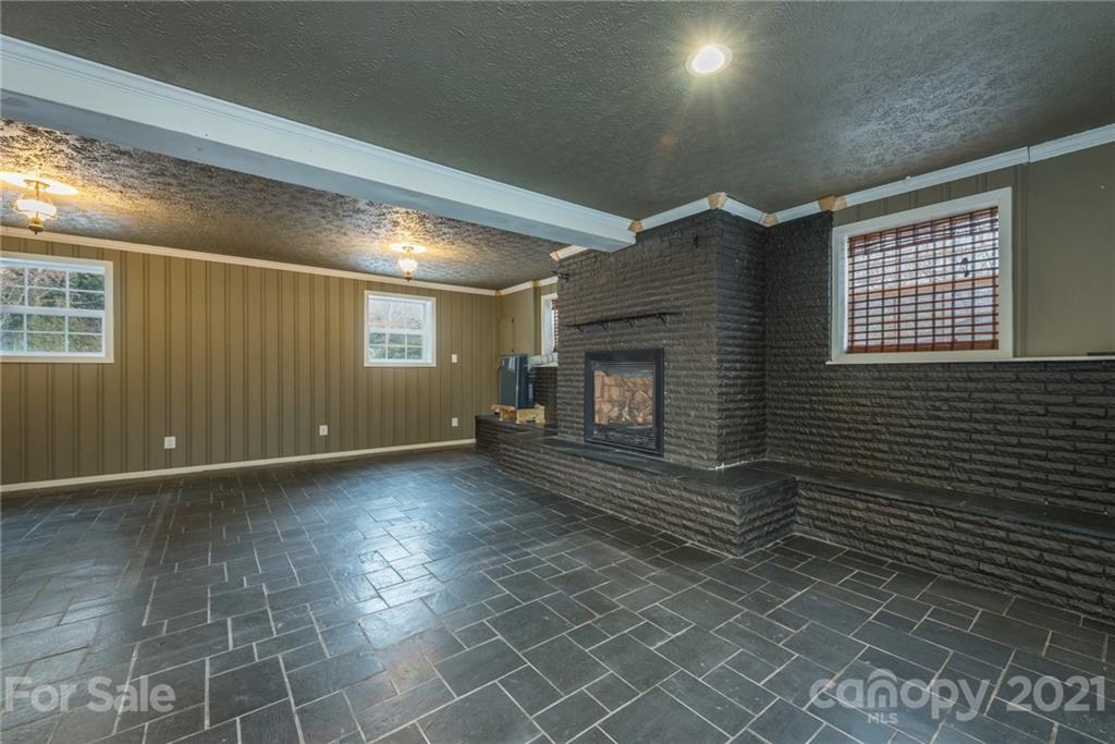 7 Kimberly Lane Swannanoa NC 28778