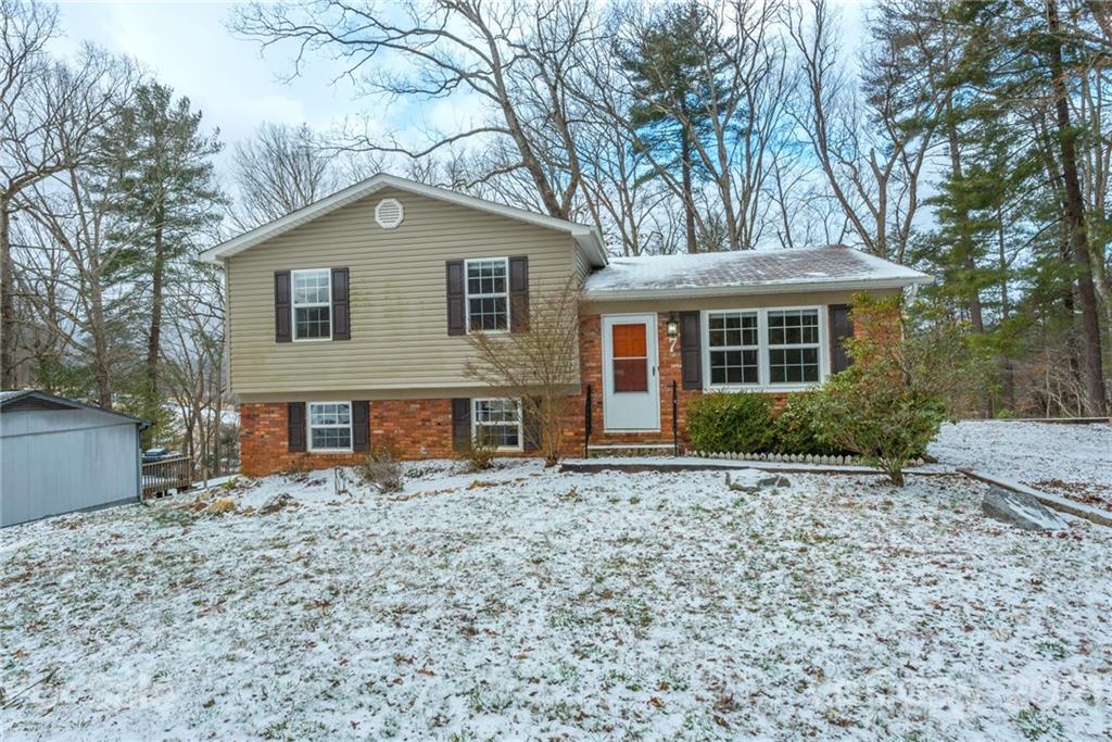7 Kimberly Lane Swannanoa NC 28778