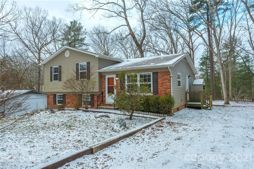 7 Kimberly Lane Swannanoa NC 28778