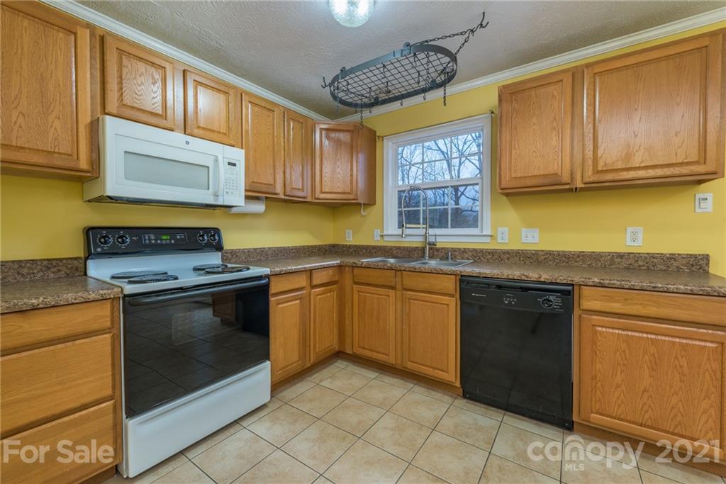 7 Kimberly Lane Swannanoa NC 28778