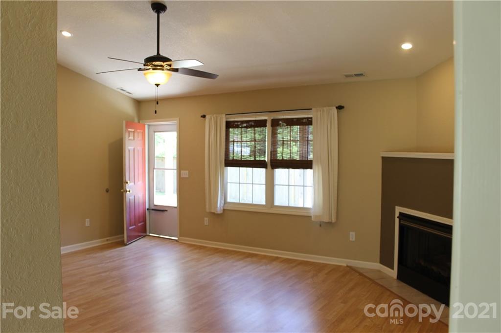 24 Bee Meadows Circle Swannanoa NC 28778