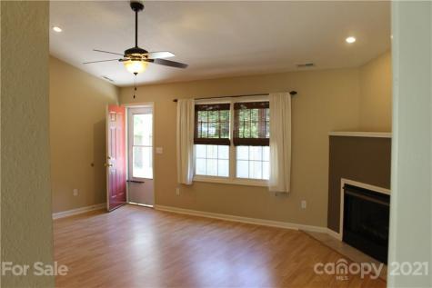 24 Bee Meadows Circle Swannanoa NC 28778