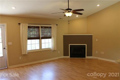 24 Bee Meadows Circle Swannanoa NC 28778