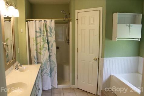 24 Bee Meadows Circle Swannanoa NC 28778