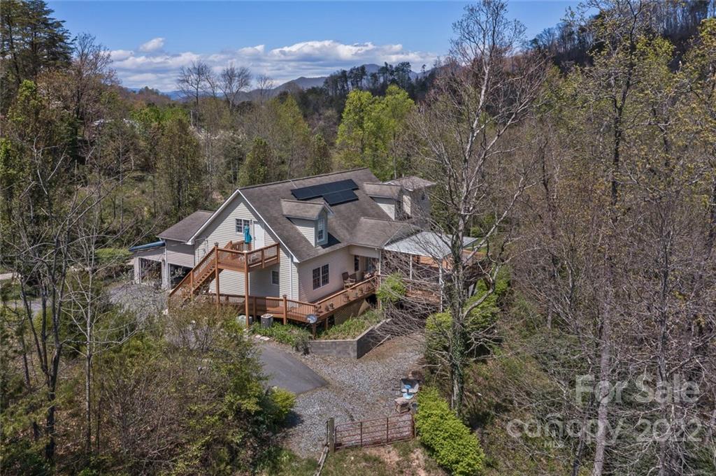 129 Moonlight Drive Sylva NC 28779