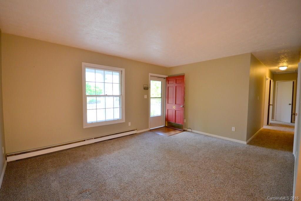 10 Wildwood Avenue Weaverville NC 28787