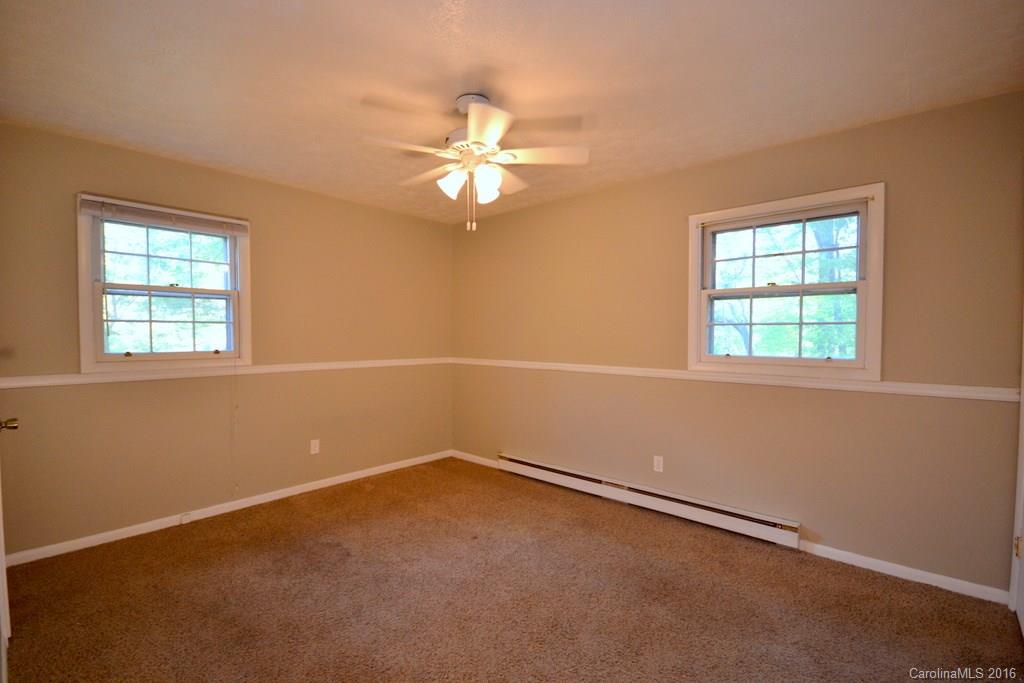 10 Wildwood Avenue Weaverville NC 28787