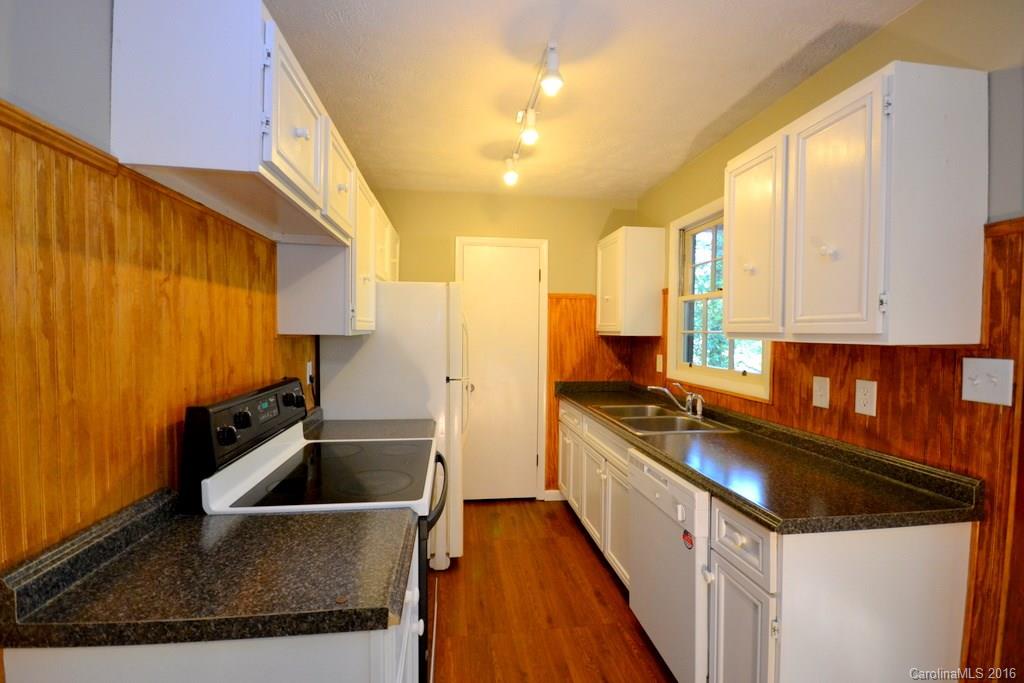 10 Wildwood Avenue Weaverville NC 28787