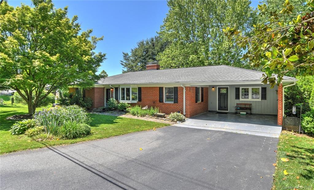 6 Ballard Road Weaverville NC 28787
