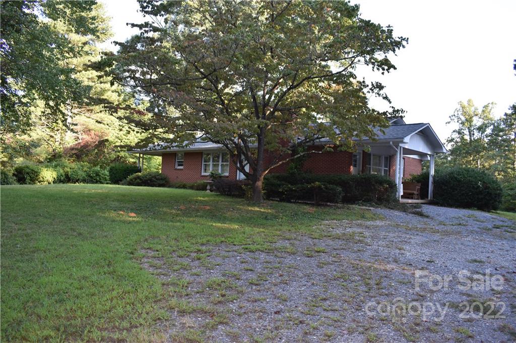 27 Fox Road Old Fort NC 28762