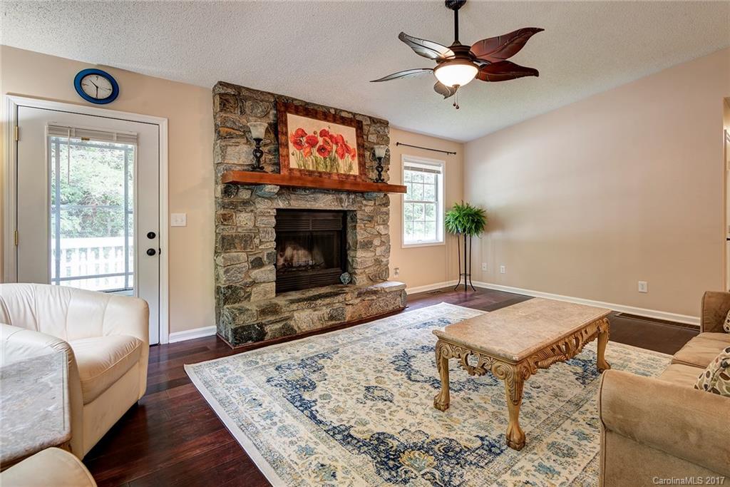 39 Rocking Porch Lane Asheville NC 28805