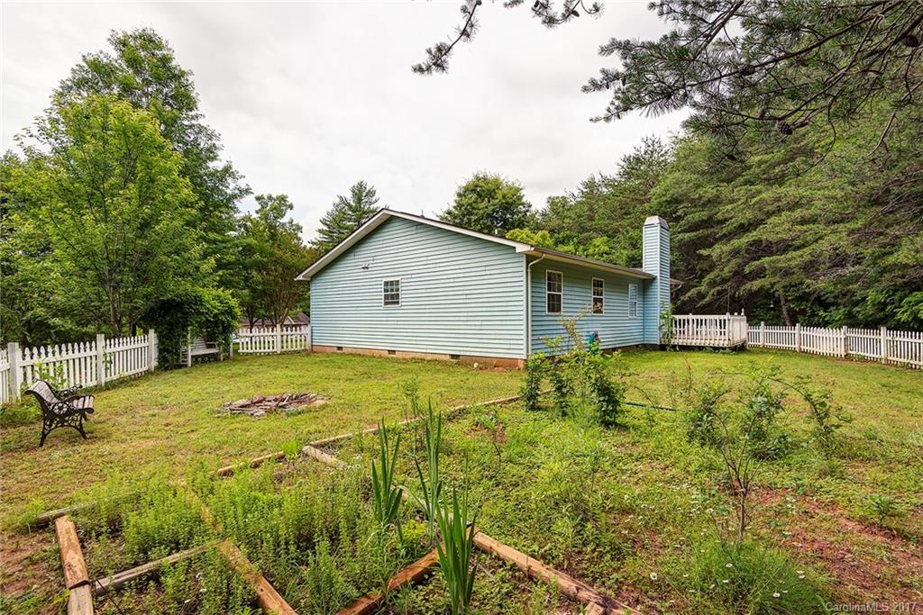 39 Rocking Porch Lane Asheville NC 28805