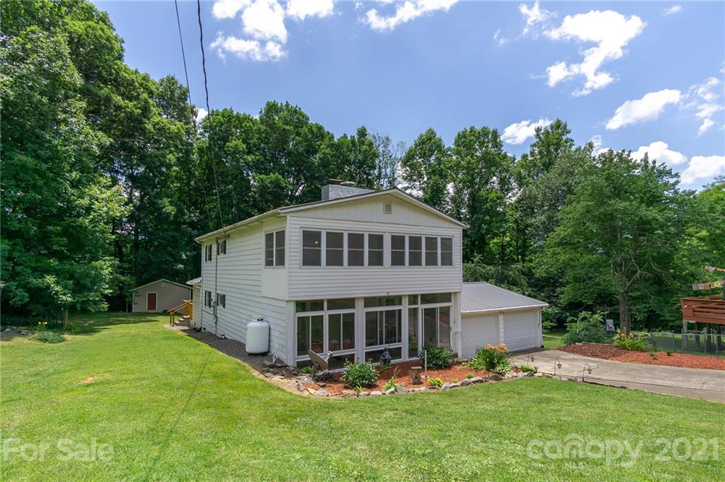 112 Azalea Avenue Swannanoa NC 28778