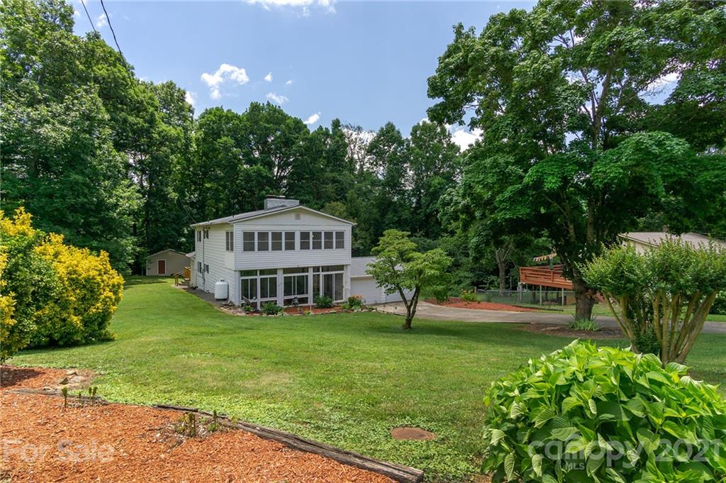 112 Azalea Avenue Swannanoa NC 28778