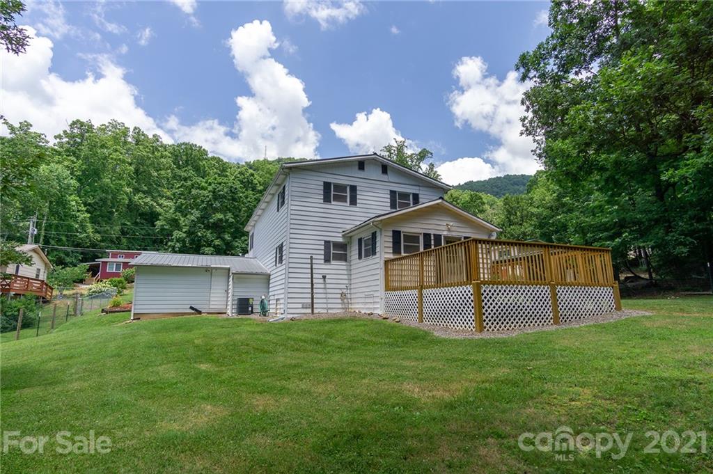 112 Azalea Avenue Swannanoa NC 28778