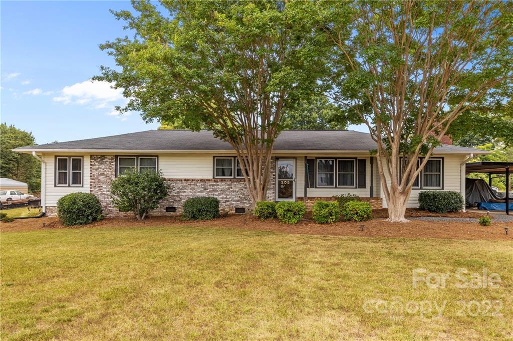 205 Longfield Drive Mooresville NC 28115