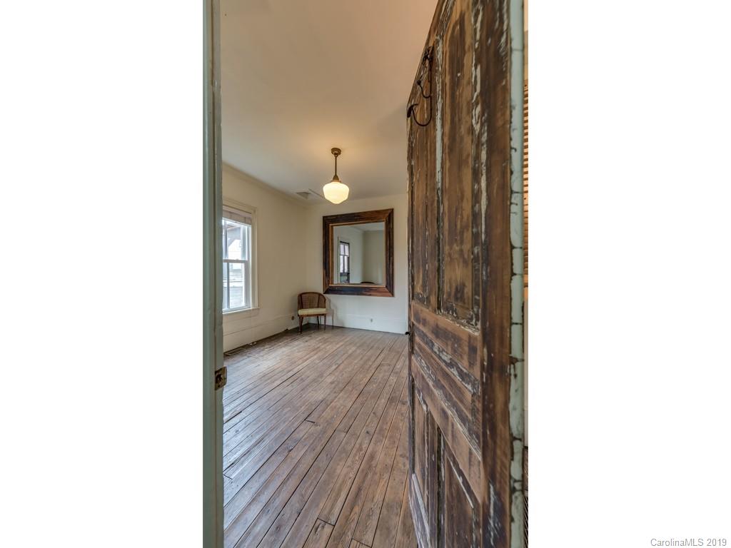 91 Virginia Avenue Asheville NC 28806