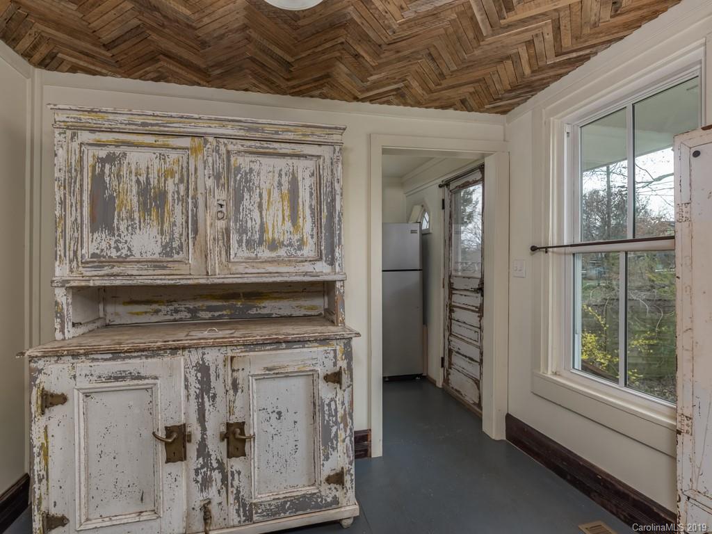 91 Virginia Avenue Asheville NC 28806