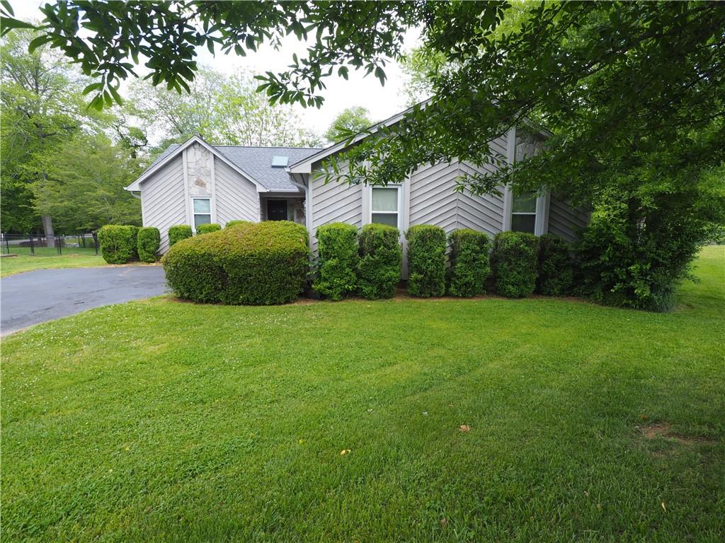 2160 21st Street Ne Hickory NC 28601