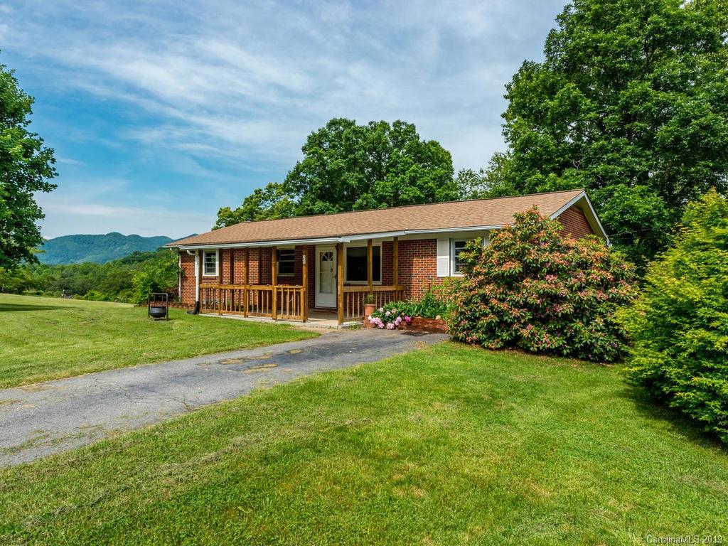 28 Hendrix Drive Candler NC 28715