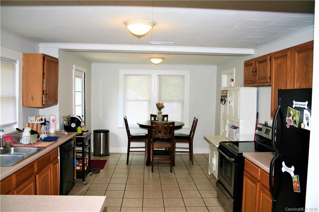 69 Mclean Road Weaverville NC 28787