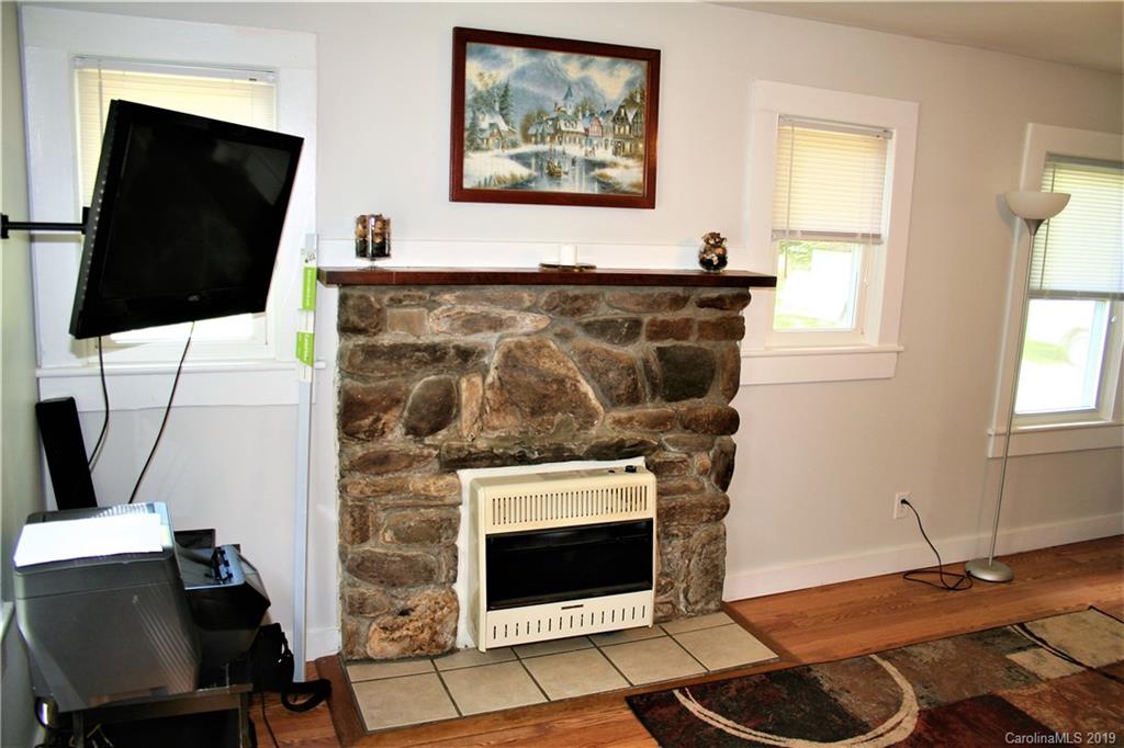 69 Mclean Road Weaverville NC 28787