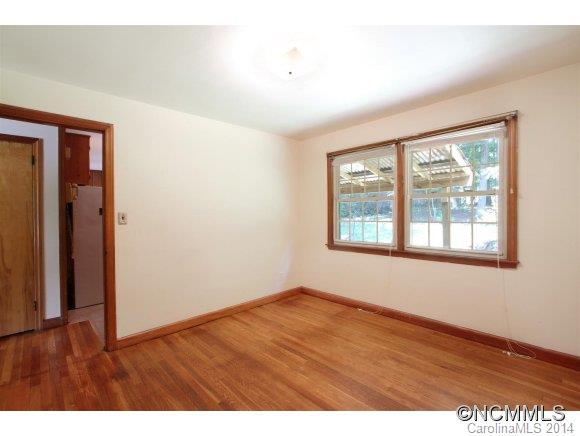 114 Arthur Road Asheville NC 28806