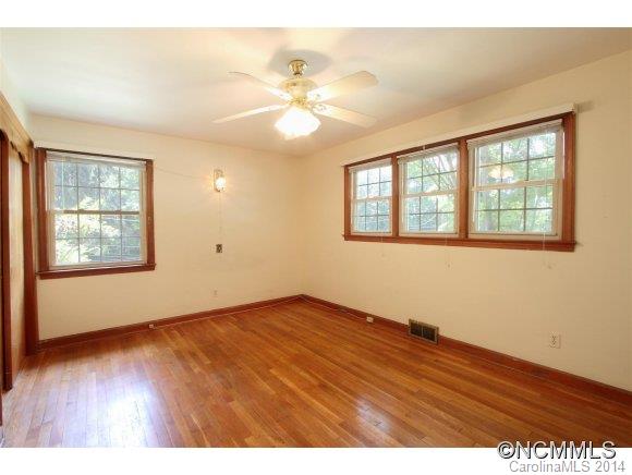 114 Arthur Road Asheville NC 28806