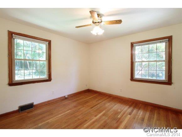114 Arthur Road Asheville NC 28806