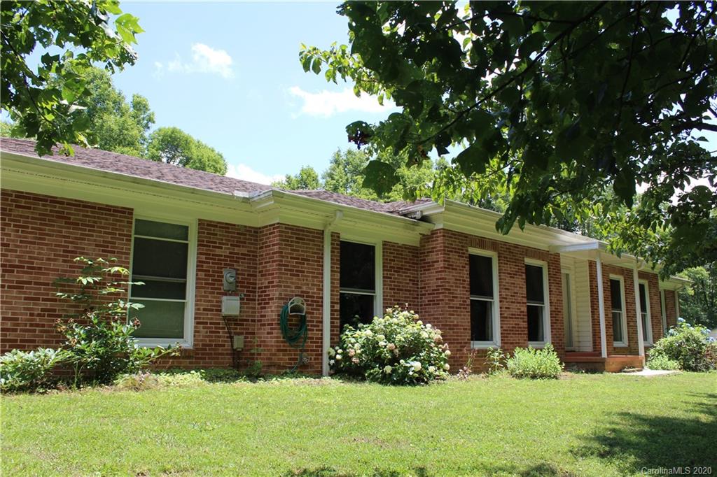 134 Echo Lake Drive Fairview NC 28730