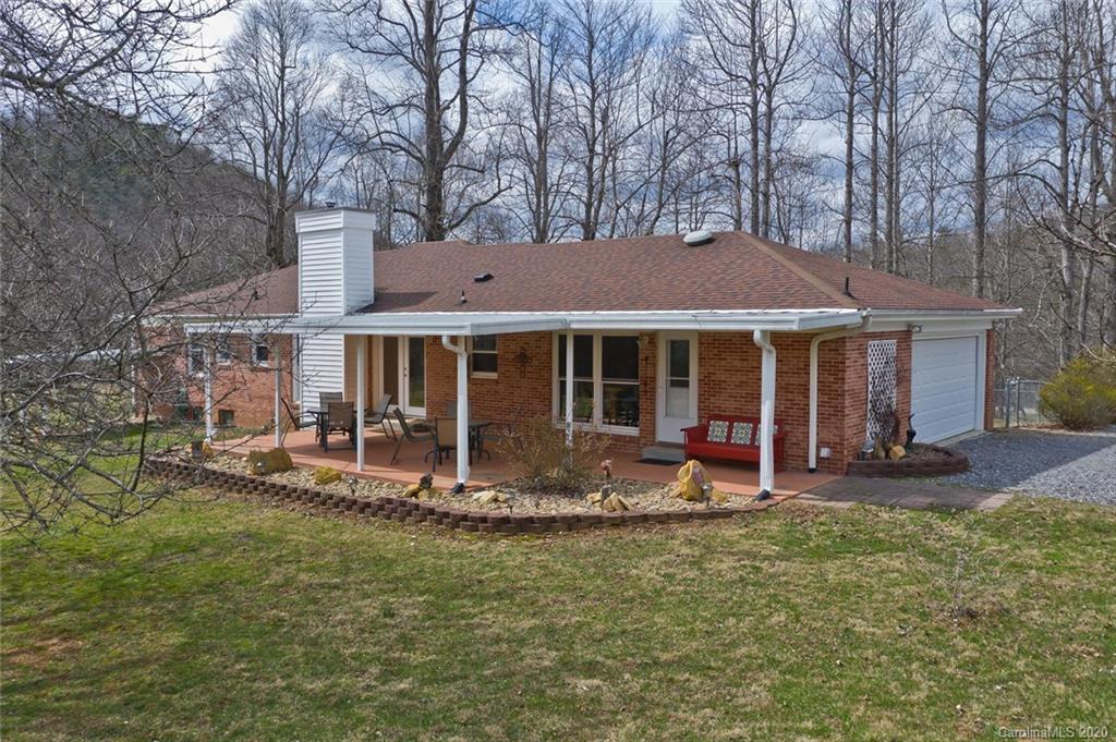 134 Echo Lake Drive Fairview NC 28730