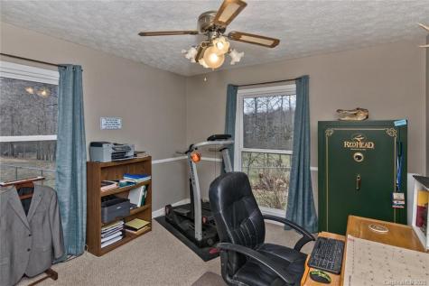 134 Echo Lake Drive Fairview NC 28730