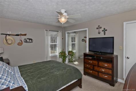 134 Echo Lake Drive Fairview NC 28730