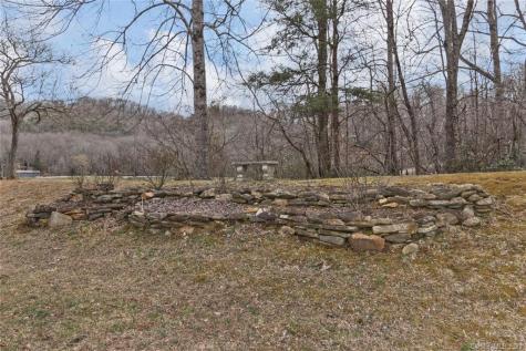 134 Echo Lake Drive Fairview NC 28730