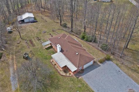 134 Echo Lake Drive Fairview NC 28730