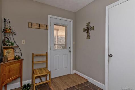 134 Echo Lake Drive Fairview NC 28730
