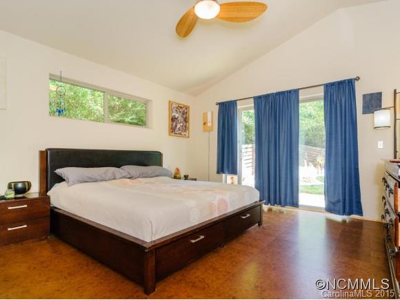 58 Maple Springs Road Asheville NC 28805