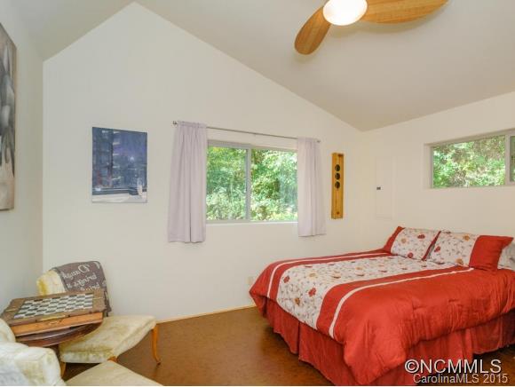 58 Maple Springs Road Asheville NC 28805