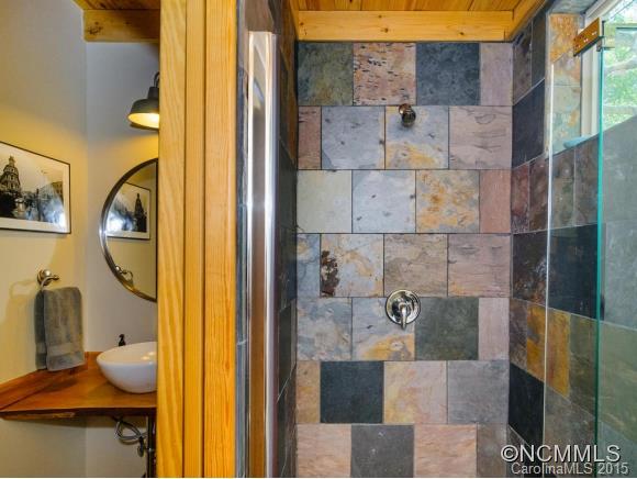 58 Maple Springs Road Asheville NC 28805