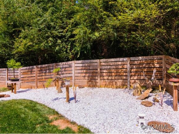 58 Maple Springs Road Asheville NC 28805
