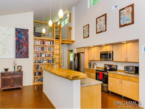 58 Maple Springs Road Asheville NC 28805