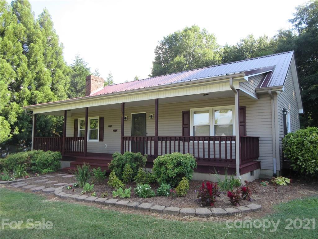 45 37th Street NW Hickory NC 28601
