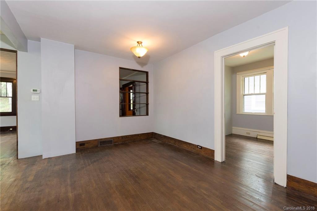 152 Sand Hill Road Asheville NC 28806