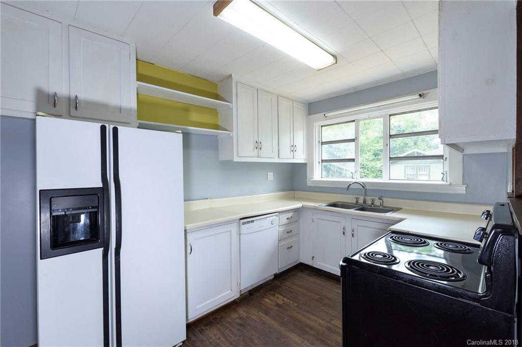 152 Sand Hill Road Asheville NC 28806